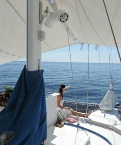 Renta de Catamarán Moderno en los Cabos para Eventos