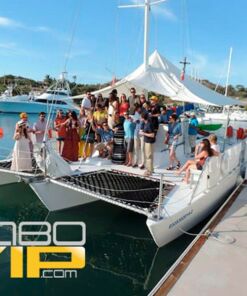 Renta de Catamaran Moderno en los Cabos para Eventos