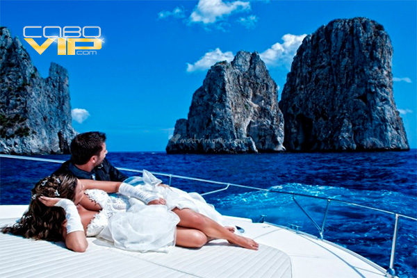 Romántica Boda en Los Cabos abordo de Velero