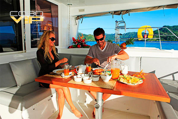 Inolvidable Luna de Miel abordo de Yate en Cabo