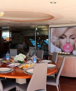 Mega Yate de lujo en Los Cabos en Renta