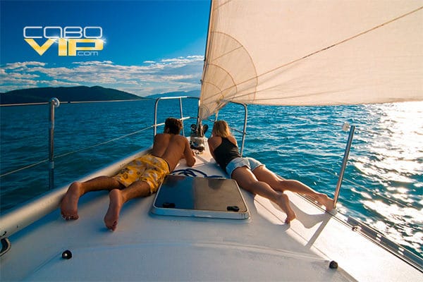 Veleros de Lujo para Citas Románticas en Cabo