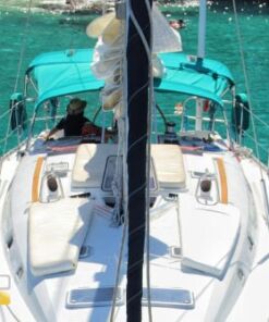 Barco velero moderno para pasear en Los Cabos 42