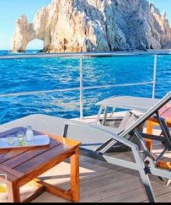 Renta de Catamarán Loft VIP en Los Cabos