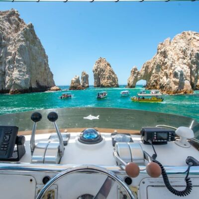 renta de yate Cabo Express 33