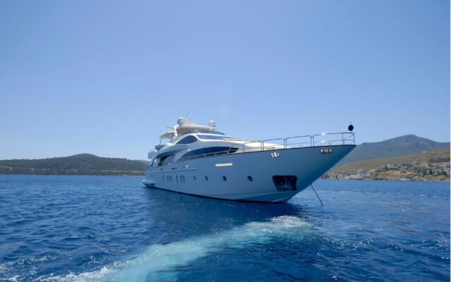 renta de yates para paseo visitar islas rentar precios